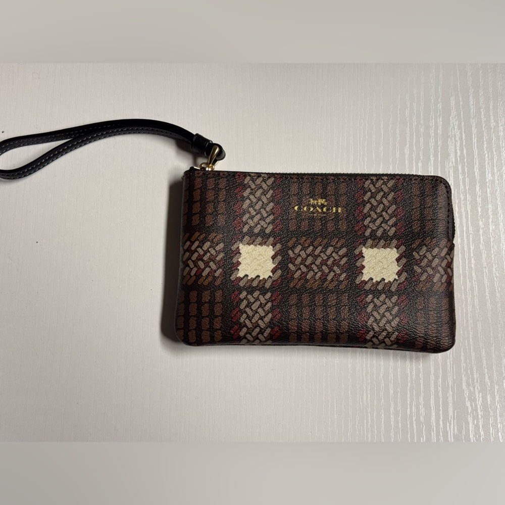 Coach small wristlet